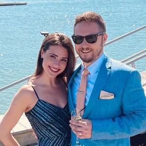 Meet your Posher, Alexis